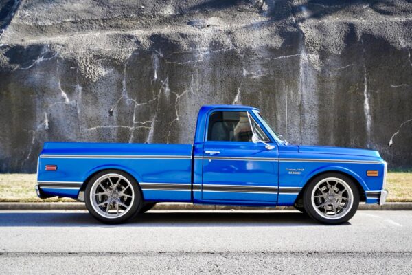 1969 C10 20x10” front, 22x12” rear, Clutch Concave. Smoked Brushed centers with polished lips