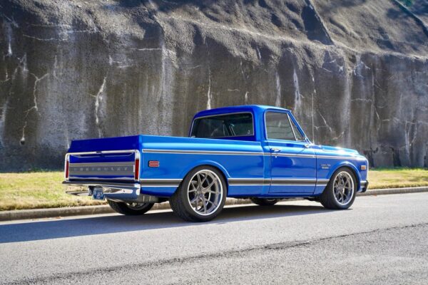 1969 C10 20x10” front, 22x12” rear, Clutch Concave. Smoked Brushed centers with polished lips